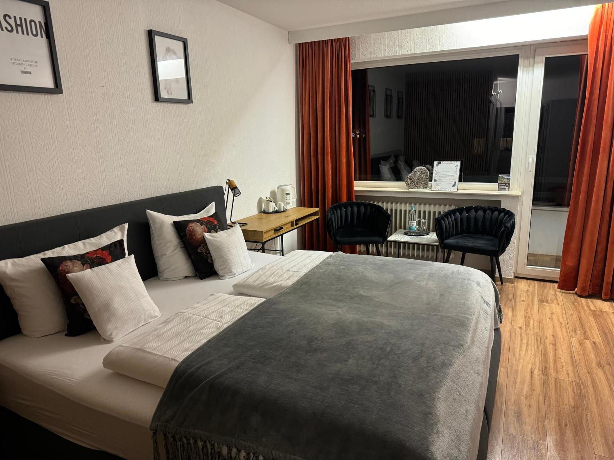 Hotel Schwanenweiher Bad Bertrich Exteriör bild